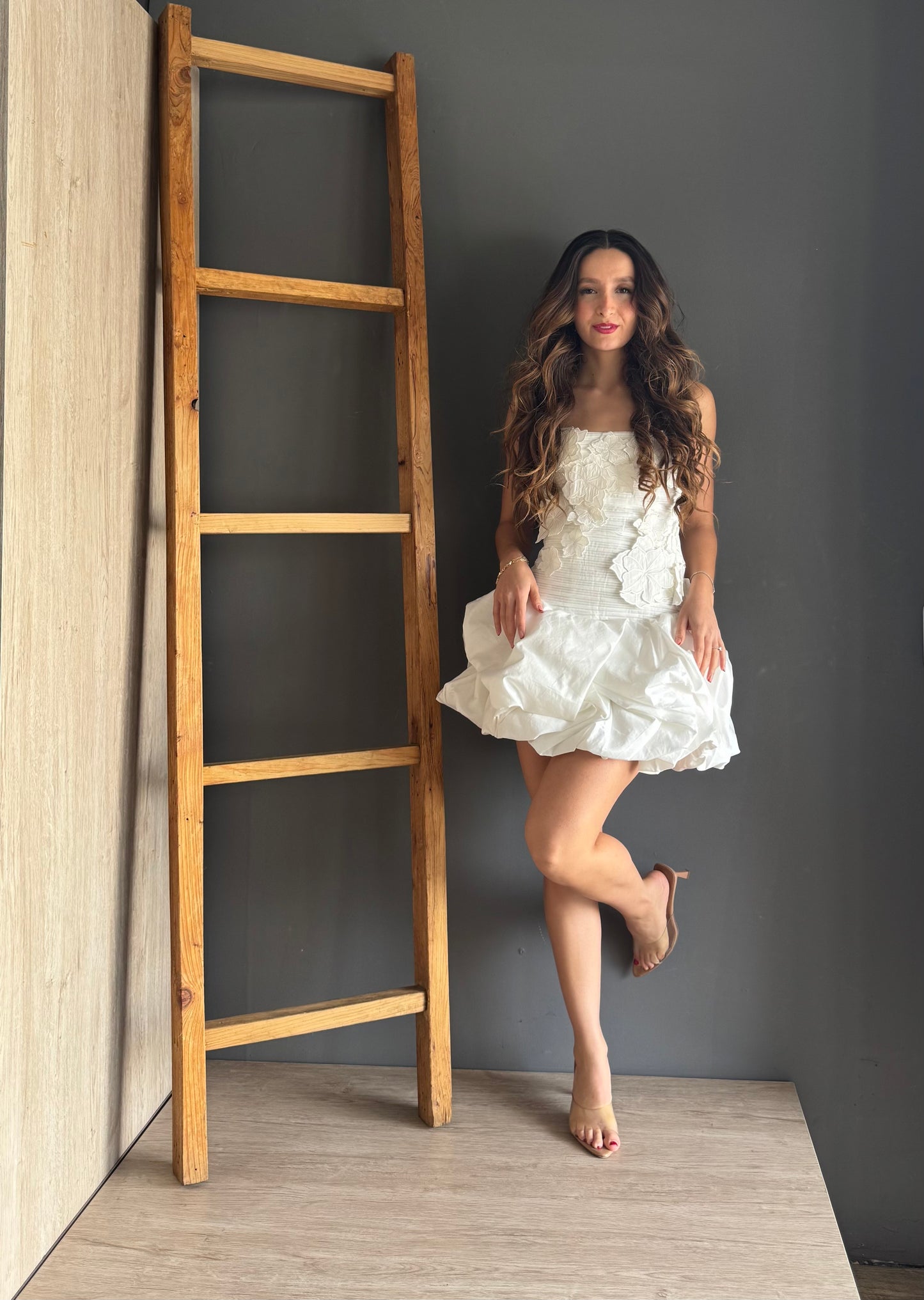 White Floral Mini Dress – Blanco blanco - vista 1