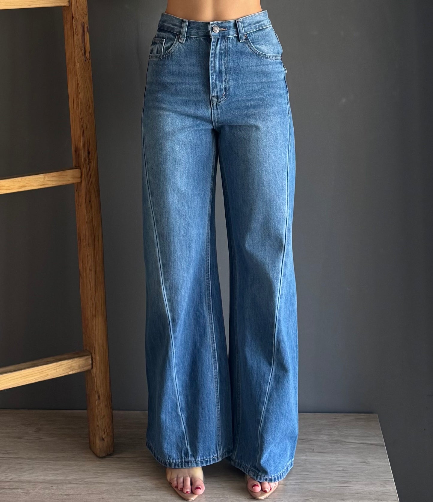 High Waist Jeans – Mezclilla Deslavada mezclilla deslavada - vista 3
