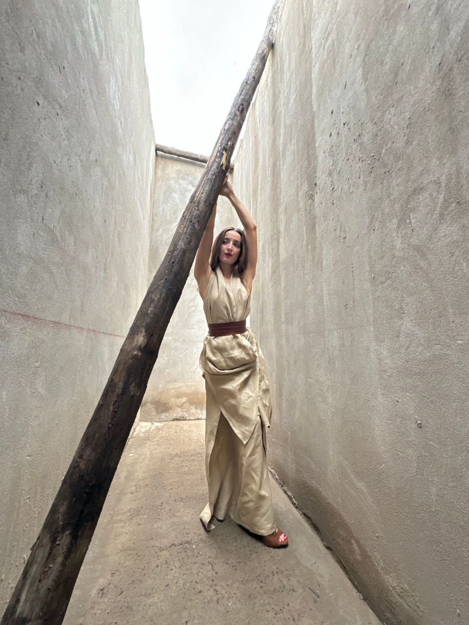 Ariana Biege Linen Skirt